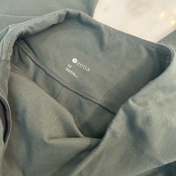 Zella High Rise 23” Crop Legging Size Medium Urban Gray/Green with Ankle Detail - Picture 4 of 6